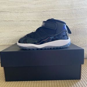 Jordan 11 Retro BT “Space Jam”